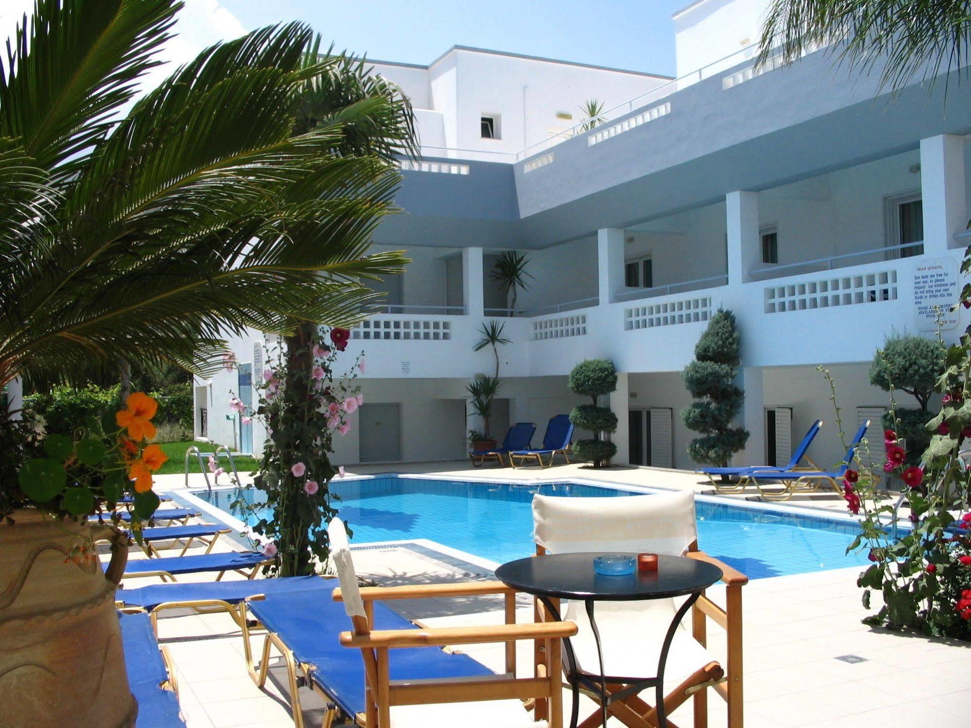Emerald Hotel Malia  Exterior photo