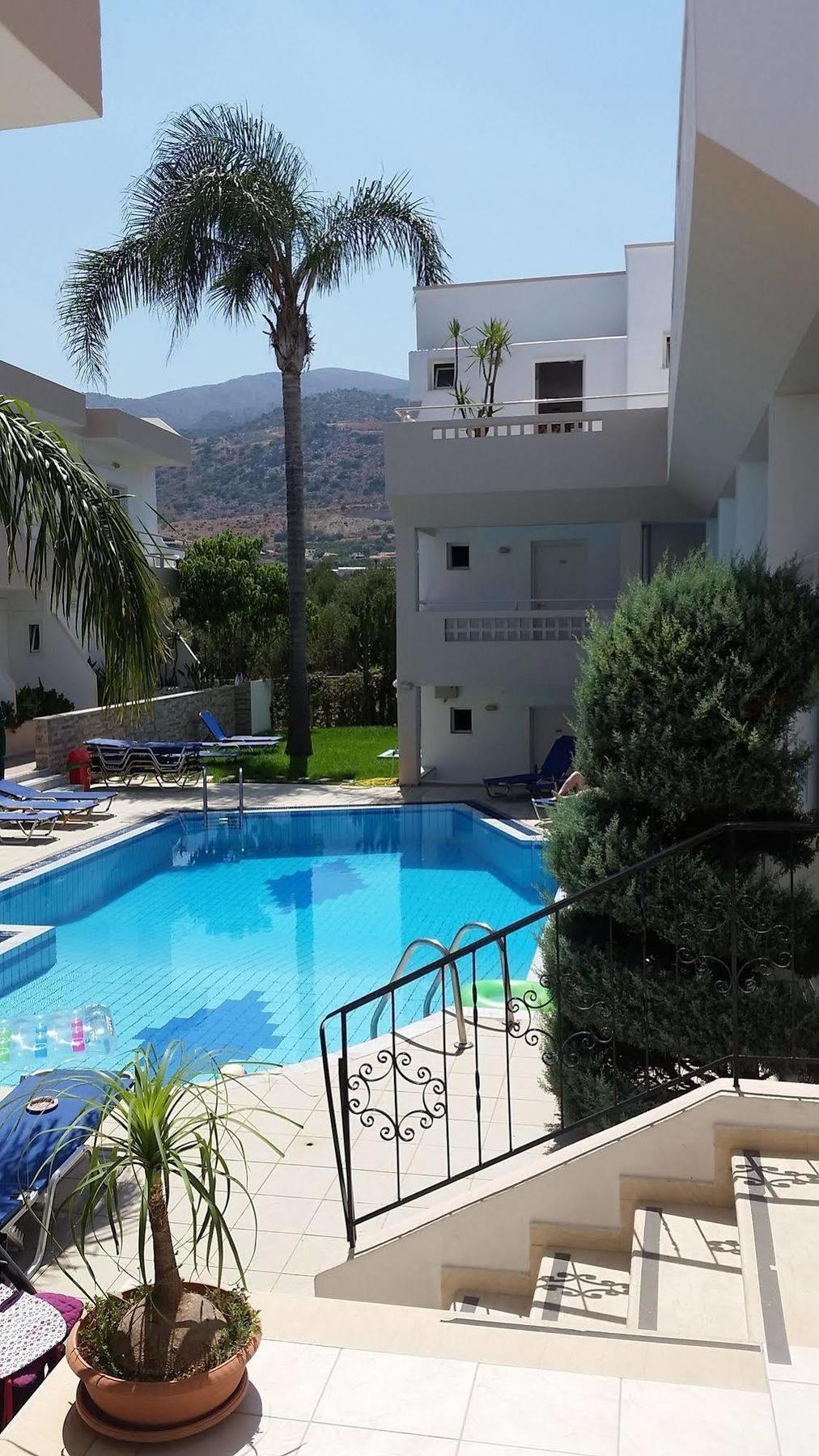Emerald Hotel Malia  Exterior photo