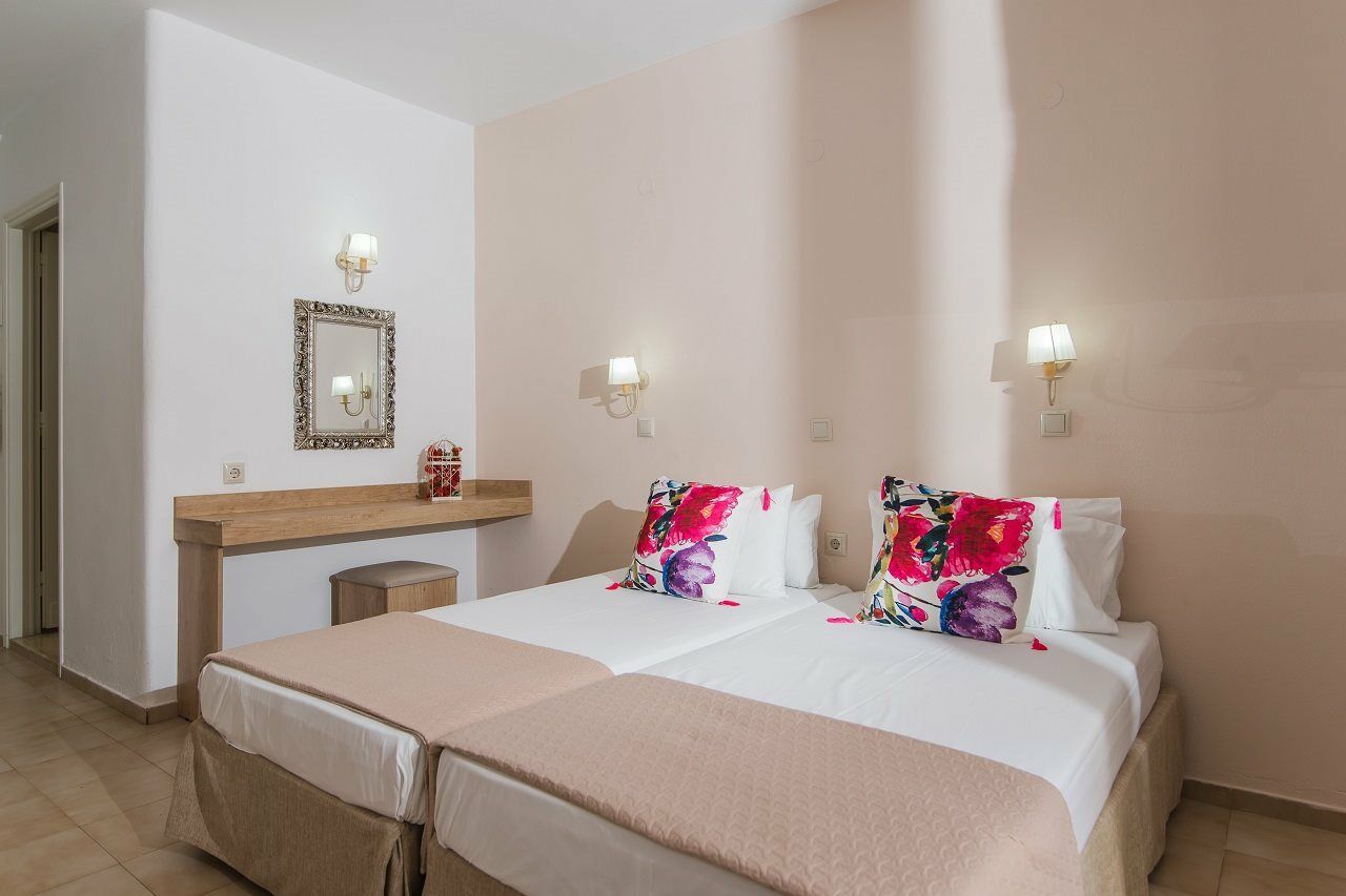 Emerald Hotel Malia  Exterior photo